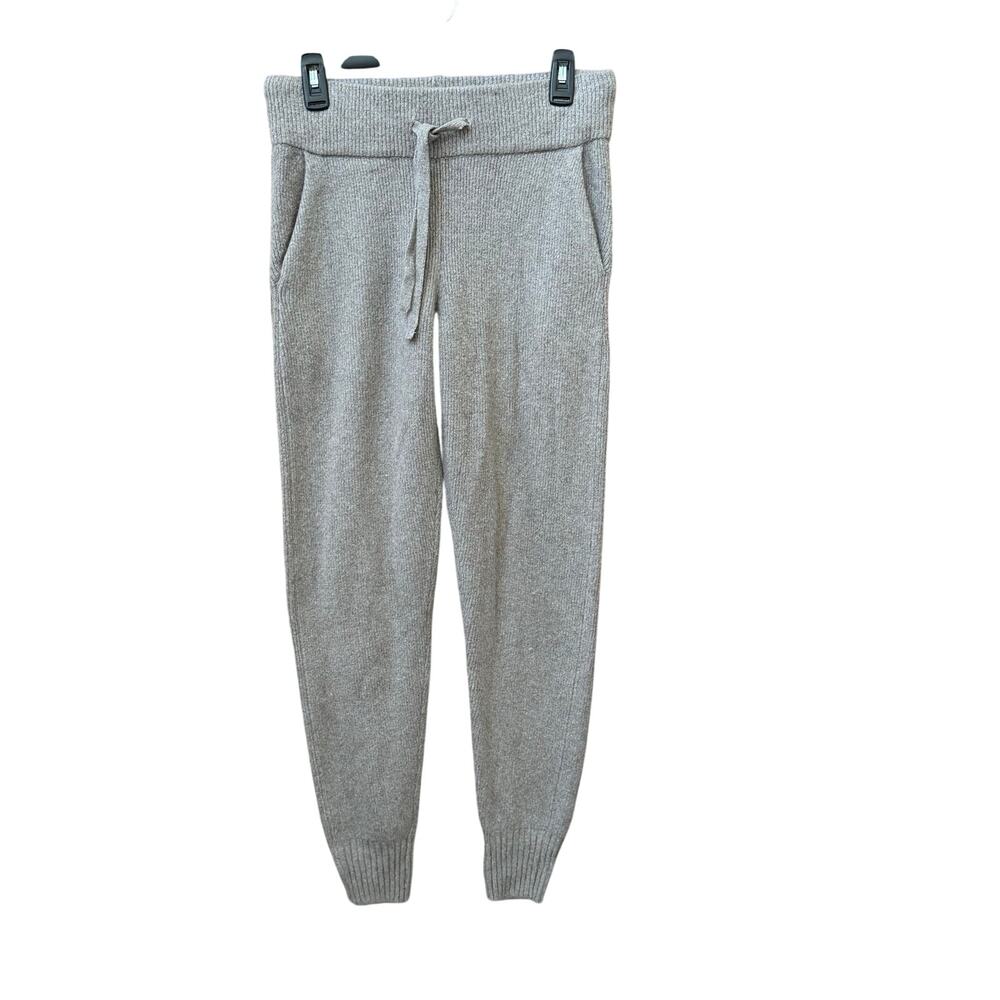 Abercrombie & Fitch Womens Sweater Style Jogger size Small NEW Gray Soft Cozy